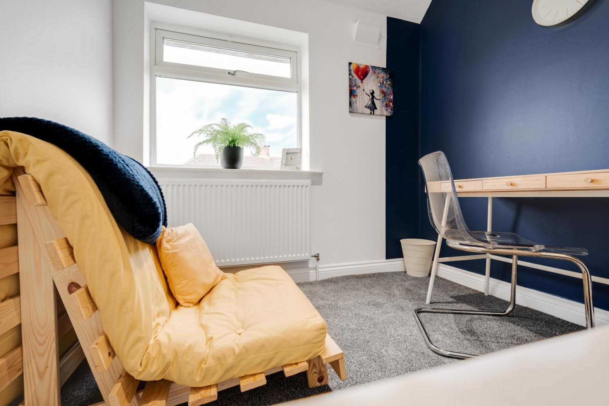 Shawe House - 10 Minute Mcr Airport - Free Parking Villa Wythenshawe Oda fotoğraf