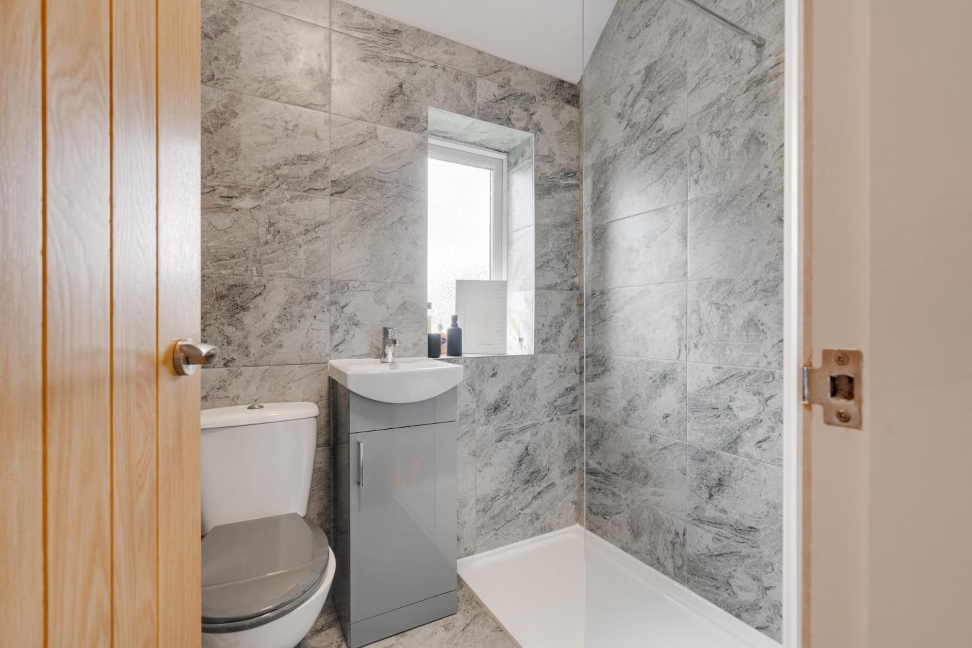 Shawe House - 10 Minute Mcr Airport - Free Parking Villa Wythenshawe Oda fotoğraf