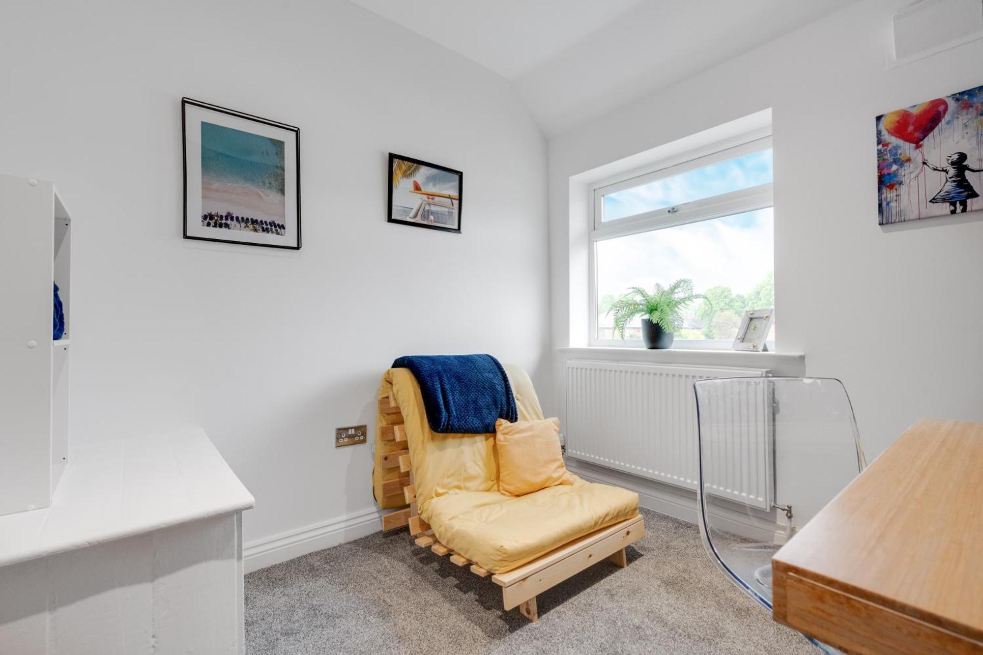 Shawe House - 10 Minute Mcr Airport - Free Parking Villa Wythenshawe Oda fotoğraf